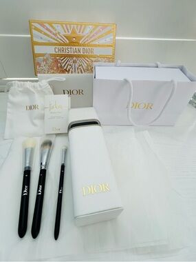 DIOR Limited Edition Make up Brush Kit in Zip Case and Packaging